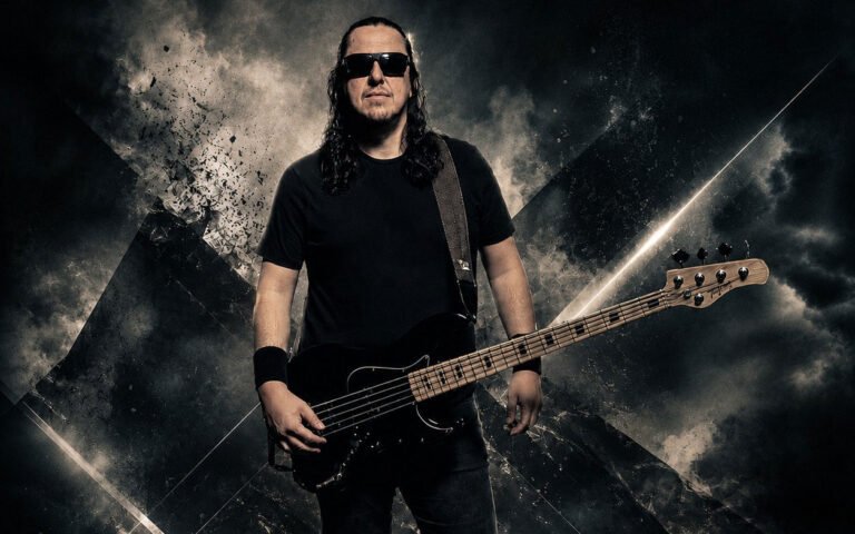Tito Falaschi lança o segundo álbum solo, “Time to Move On”, e revela os conceitos por trás das 11 faixas
