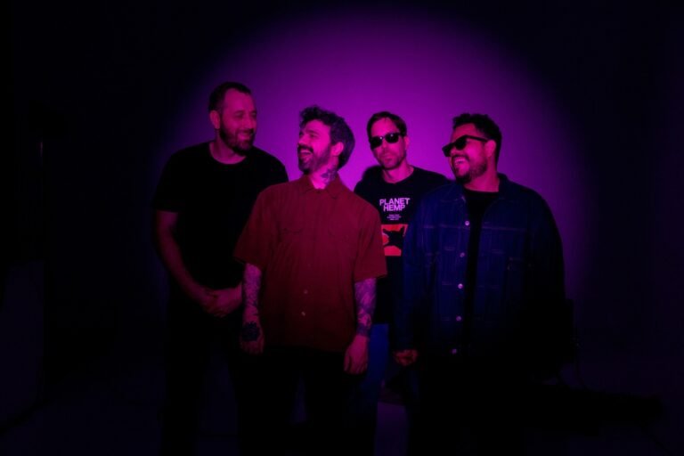 Anônimos Anônimos lança 1º álbum e consolida identidade no novo rock nacional