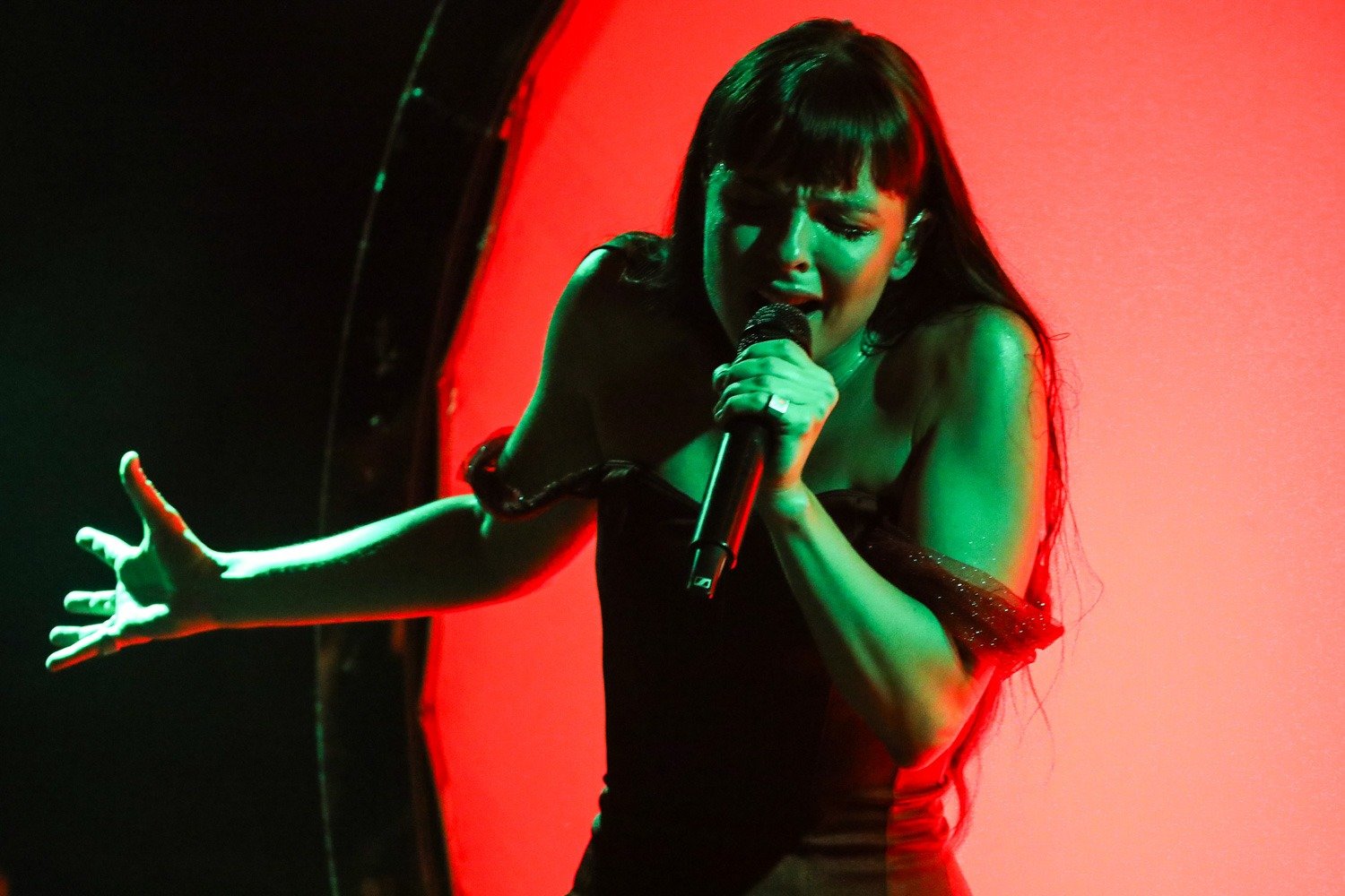 Julia Mestre apresenta evolução da turnê "Maravilhosamente Bem" em show magnético no Sesc Campinas Fim 0446 UkRgeCjZ8NB9C8gS