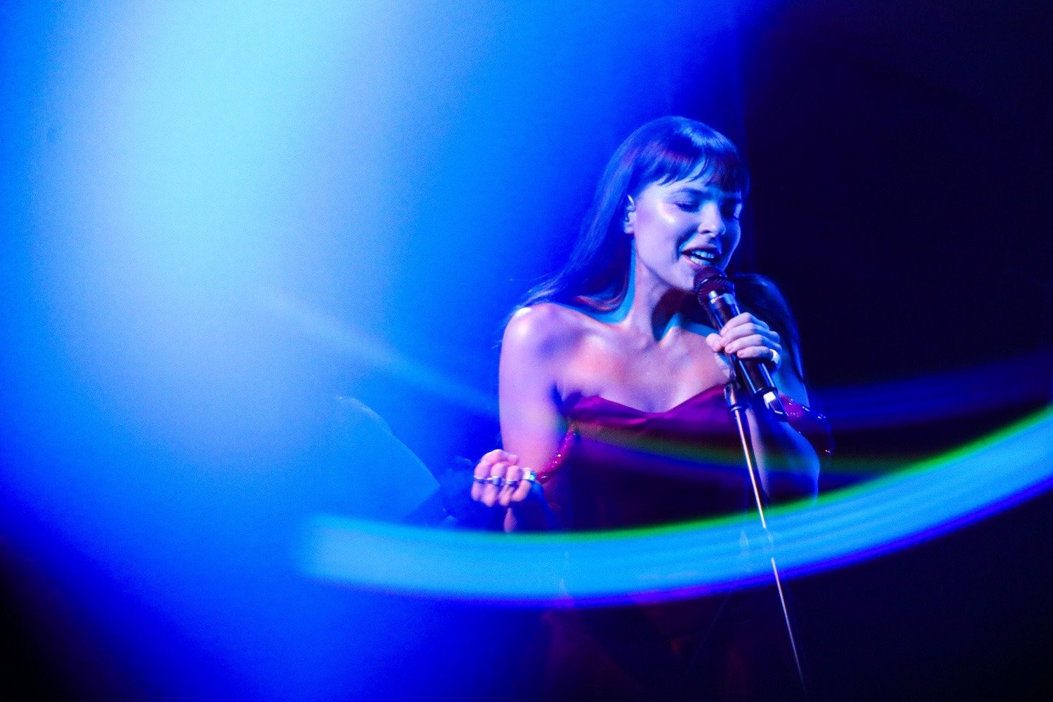Julia Mestre apresenta evolução da turnê "Maravilhosamente Bem" em show magnético no Sesc Campinas Fim 0517 Ozga9J6ofMaZjJCL