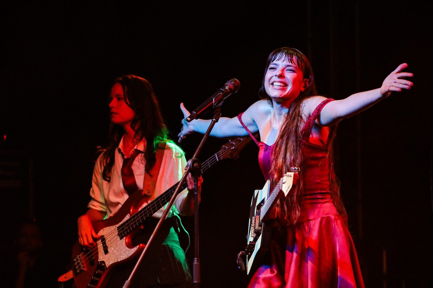 Julia Mestre apresenta evolução da turnê "Maravilhosamente Bem" em show magnético no Sesc Campinas Fim 0995 62MMOvSmw6bCkppo
