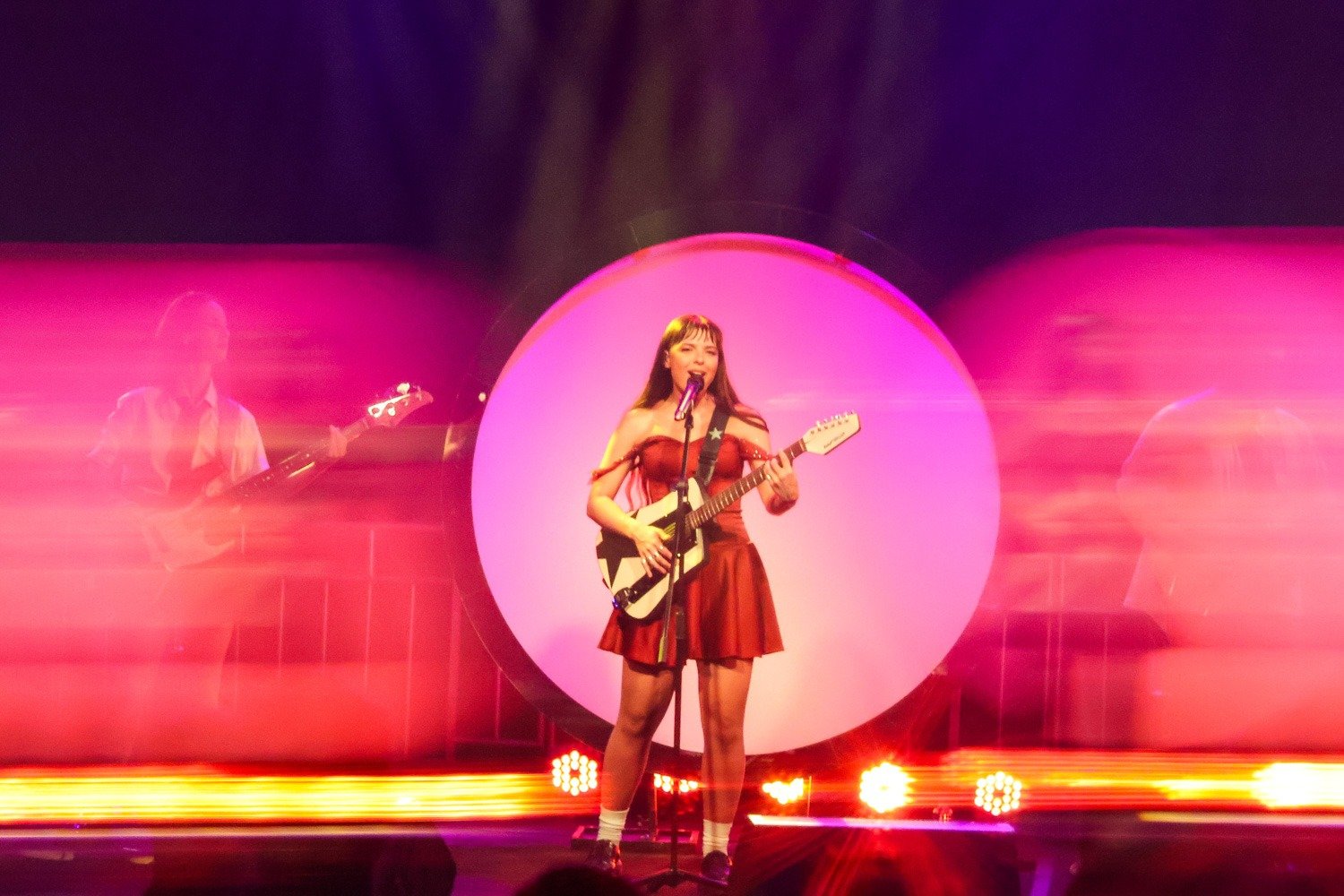 Julia Mestre apresenta evolução da turnê "Maravilhosamente Bem" em show magnético no Sesc Campinas Img 0442 I1nS2grvs5Ejki5w