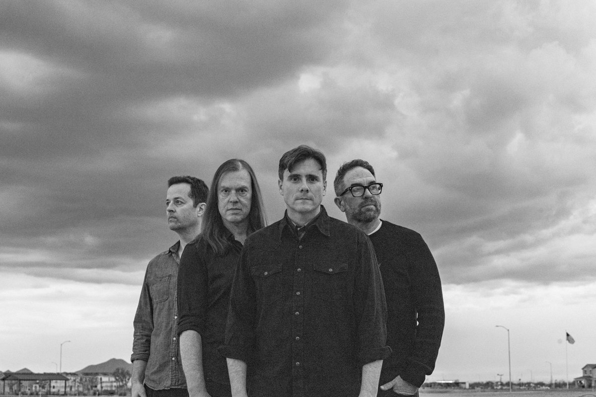 Jimmy Eat World anuncia turnê mundial de 25 anos do álbum "Bleed American" Jimmy Eat World anuncia turnê mundial de 25 anos do álbum