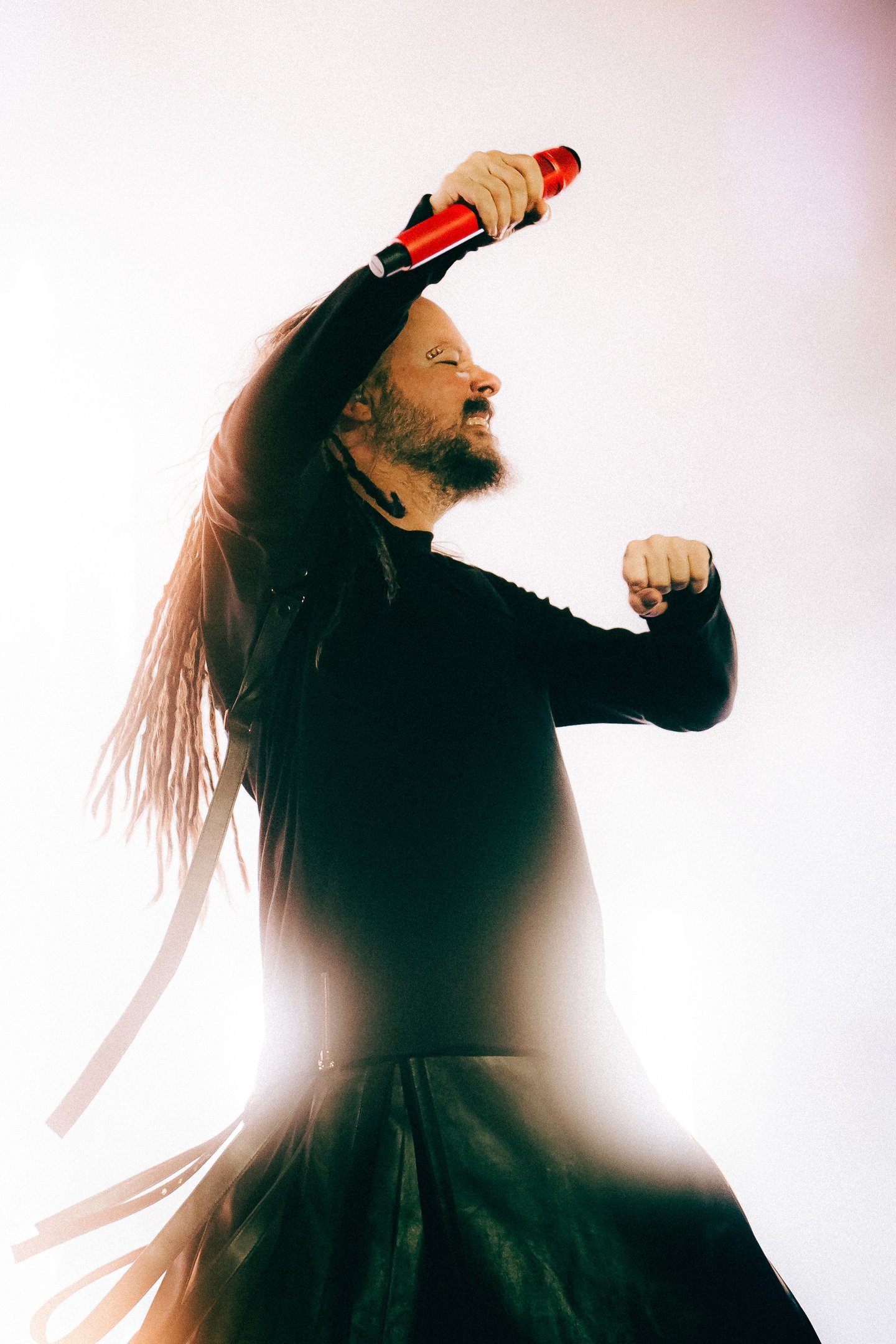 Korn finaliza turnê épica pela América do Sul com um público de 200 mil fãs Vocalista Jonathan Davis do Korn no show da banda em SP no Allianz Parque