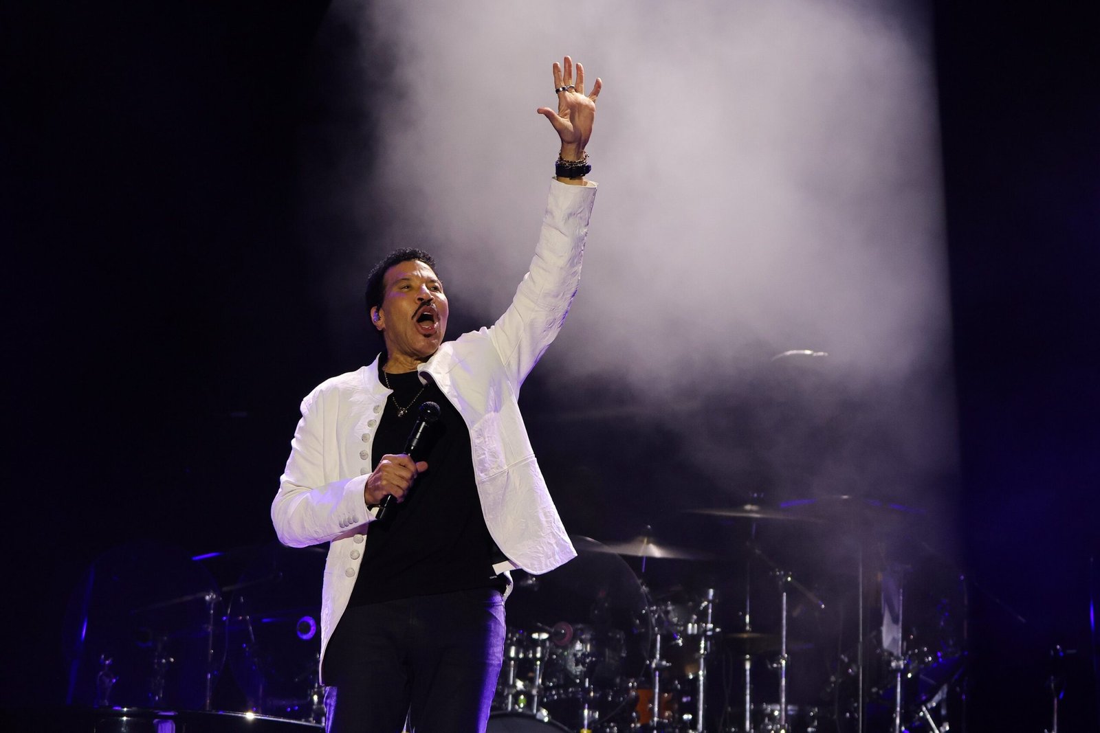 Lionel Richie desembarca no Brasil com show dedicado aos maiores sucessos da carreira