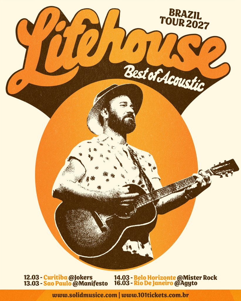 Alt-Text:Cartaz promocional no estilo retrô com paleta de cores em tom bege, marrom e gradiente de laranja para a "Brazil Tour 2027 - Best of Acoustic" da banda Lifehouse. No topo, destaca-se a palavra "Lifehouse" em uma fonte cursiva vintage estilizada em laranja e marrom, acompanhada dos textos "BRAZIL TOUR 2027" e "Best of Acoustic". No centro, dentro de uma moldura oval laranja, há uma ilustração estilizada do vocalista Jason Wade tocando violão de chapéu. Na parte inferior, listam-se as datas dos shows: 12/03 em Curitiba (Jokers), 13/03 em São Paulo (Manifesto), 14/03 em Belo Horizonte (Mister Rock) e 16/03 no Rio de Janeiro (Agyto). O rodapé traz os sites solidmusice.com e 101tickets.com.br.