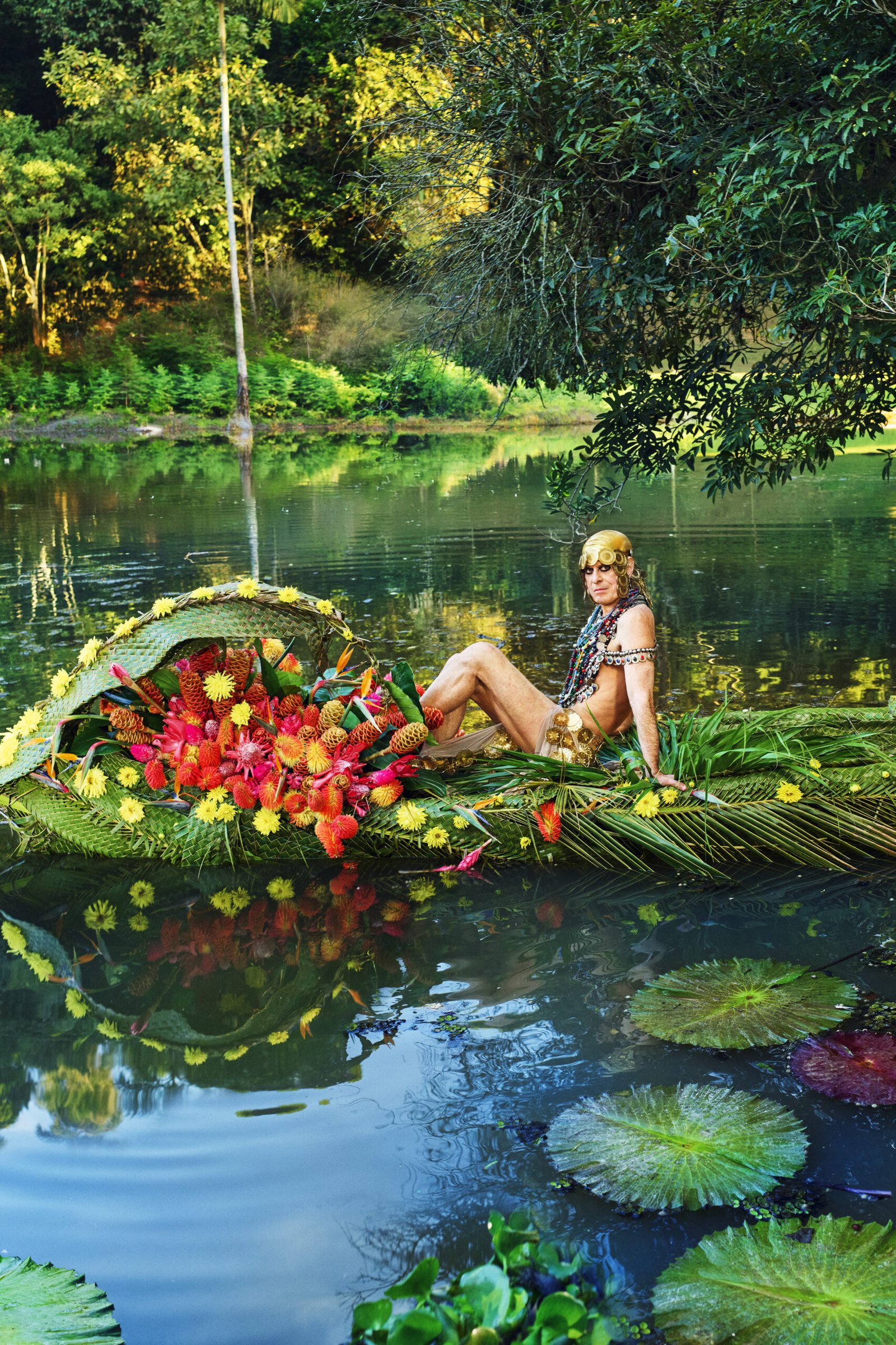 Ney Matogrosso anuncia a turnê 85 Anos de Ousadia com shows pelo país e imagens de David LaChapelle