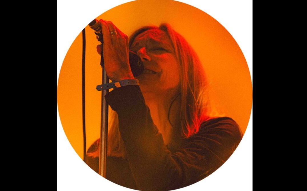 Beth Gibbons, vocalista do Portishead, é a primeira atração confirmada no C6 Fest 2027