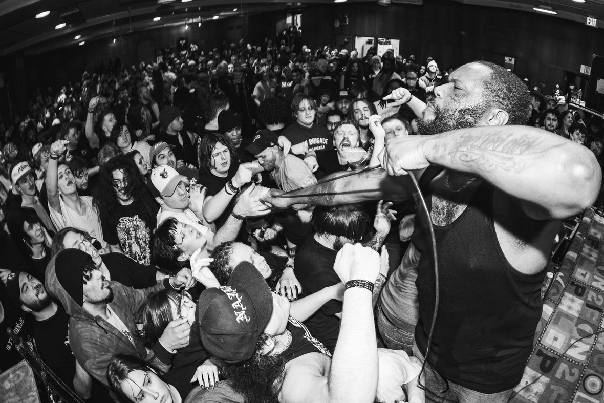 End It estreia no Brasil levando o hardcore de Baltimore para São Paulo