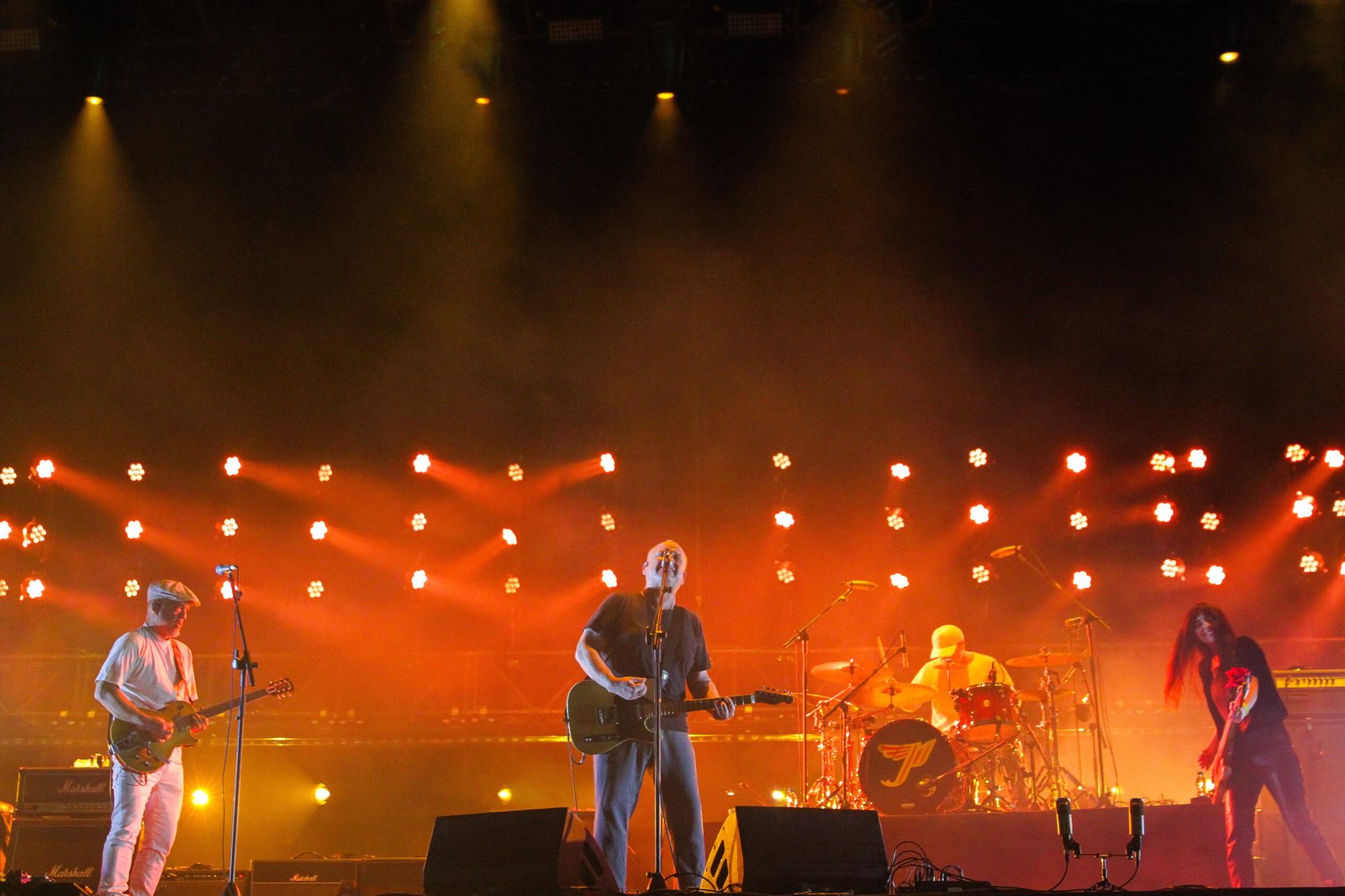 Pixies confirmam retorno ao Brasil em 2027 com show solo no Espaço Unimed