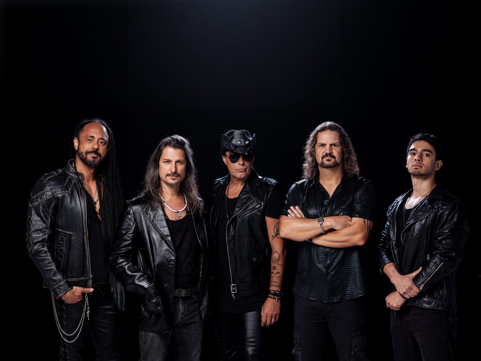 Angra celebra a força dos palcos em novo videoclipe de “Lisbon”, gravado ao vivo no Porão do Rock 2026